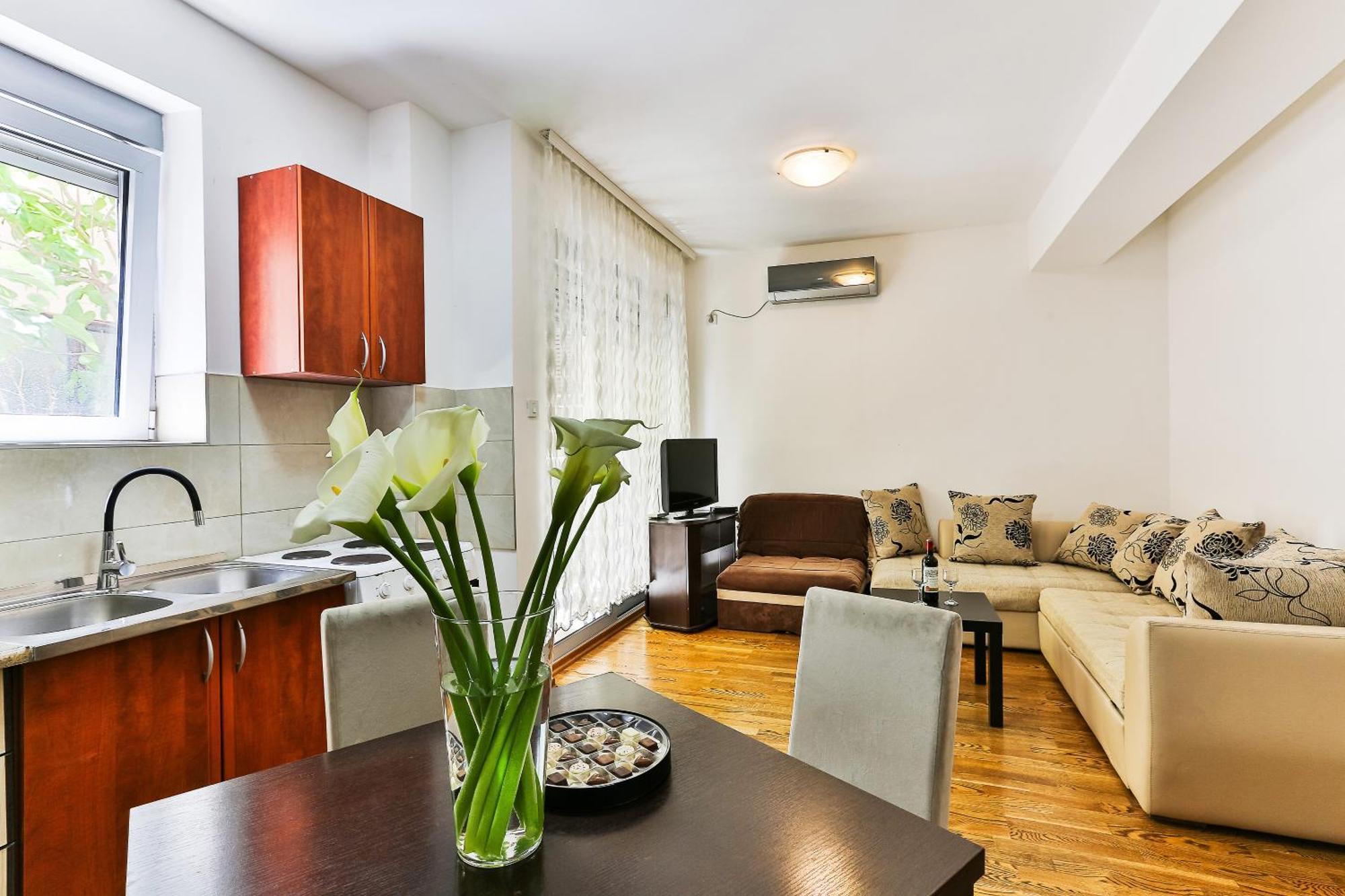 City Montesun Apartments 2 Budva Buitenkant foto
