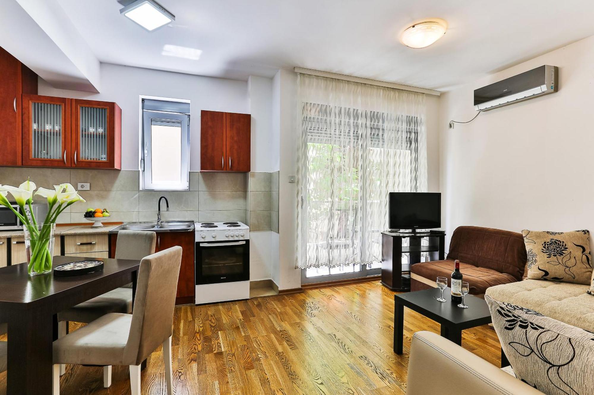 City Montesun Apartments 2 Budva Buitenkant foto