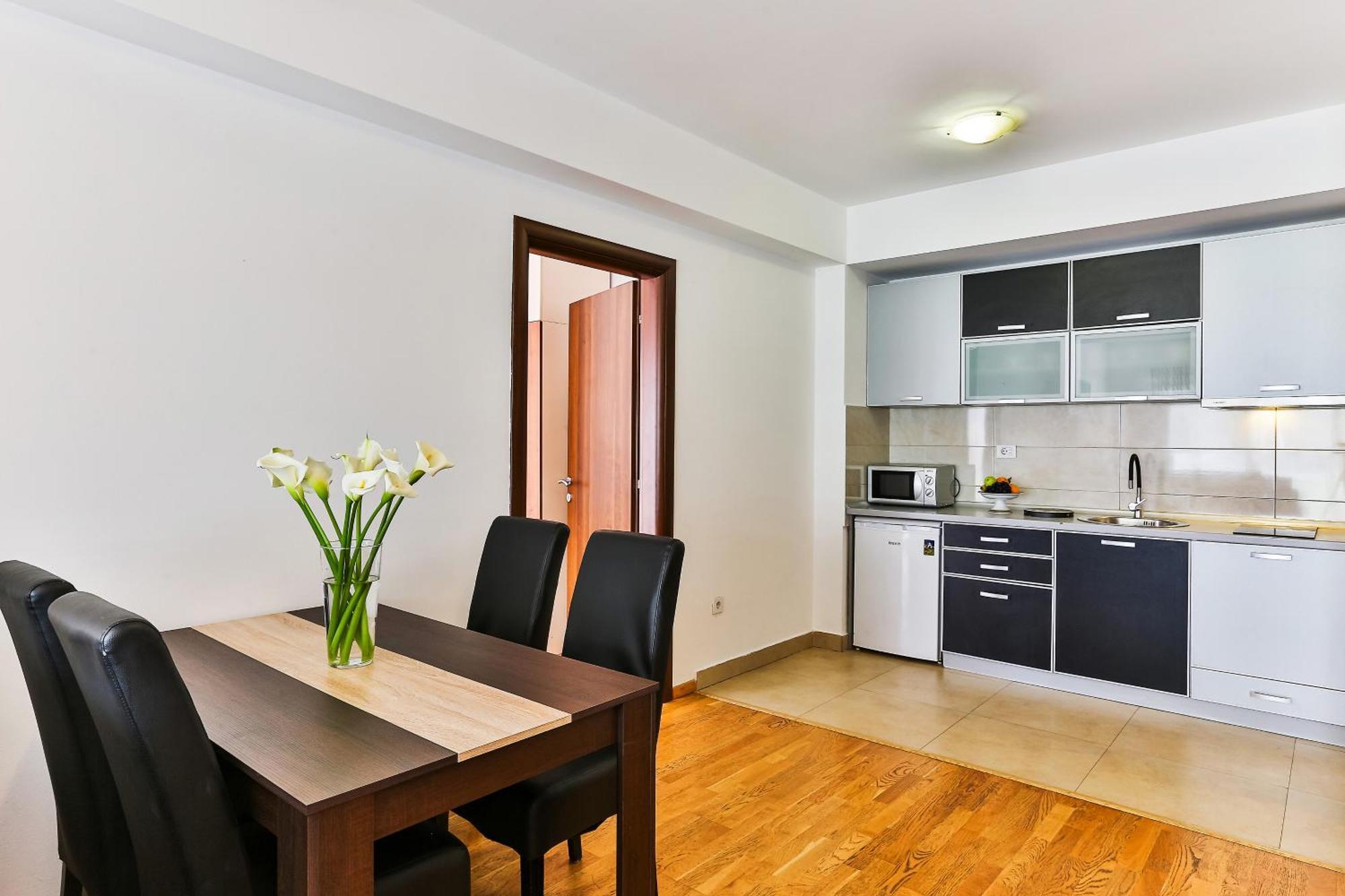 City Montesun Apartments 2 Budva Buitenkant foto