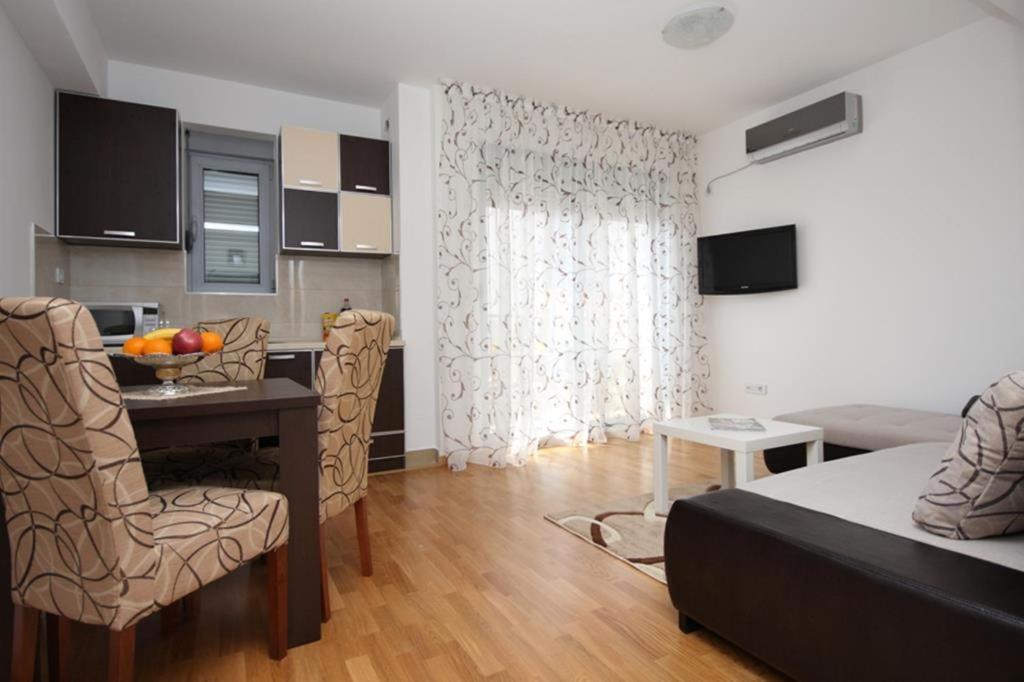 City Montesun Apartments 2 Budva Buitenkant foto